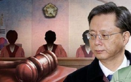 Ex-presidential aide denies charges in Park corruption scandal