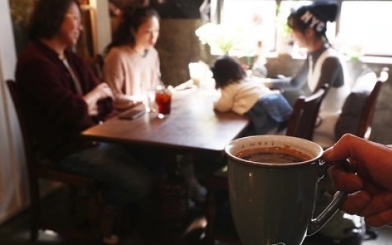 Koreans consume 377 cups of coffee on average in 2016: report