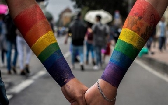 콜롬비아 남성 동성애자 3명 '한지붕 한가족'…첫 법적 인정