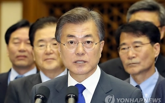 Moon to meet political party leaders next week