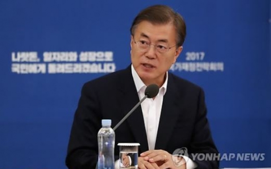 Moon reiterates paradigm shift to address low growth, economic polarization