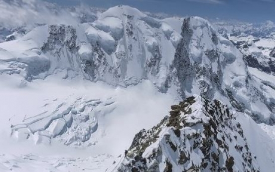 One Korean man missing, another rescued on Mont Blanc