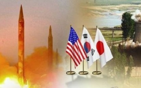 Korea eyes trilateral FM talks with US, Japan