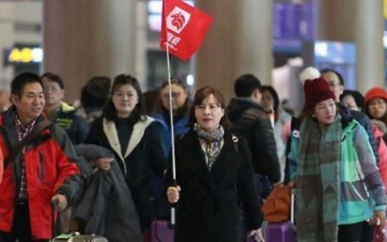 Number of overseas tourists to Korea falls for 7th month in row