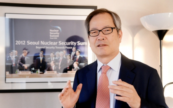 [Herald Interview] ‘Neither wishful thinking nor empty threats will work on NK’