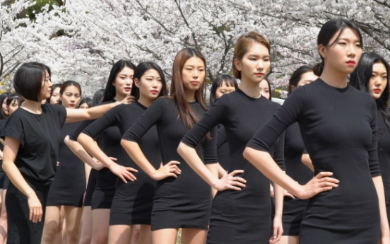 [Video] 77 student models strut down catwalk ‘cherry blossom way’