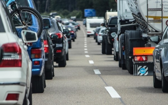 Re-elected Seoul mayor likely to ban old diesel cars in city center