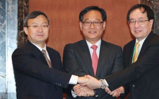 Korea, China, Japan to discuss regional free trade deal in Beijing