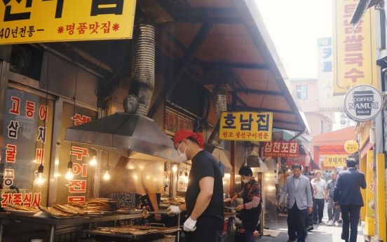 [Seoul Food Alley] Chicken stew alley with fishy vibe in Dongdaemun