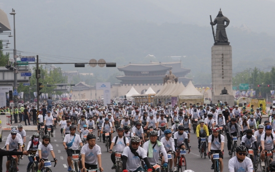 Gangbyeonbuk-ro to be closed Sunday for bike parade