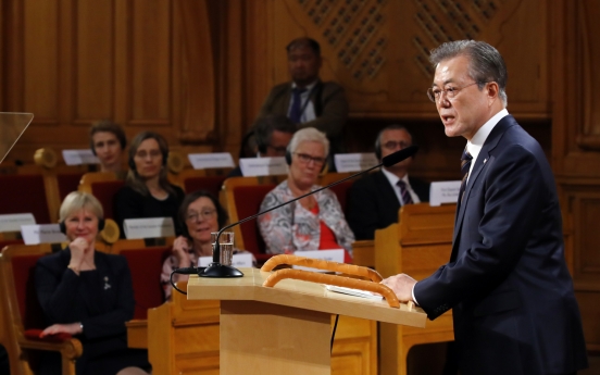 [News Focus] Moon returns to mounting speculations about NK dialogue