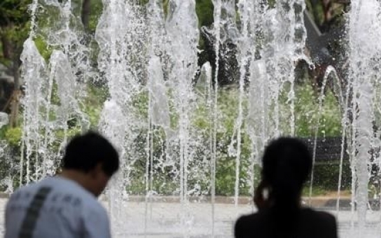 Sweltering heat wave hits Korea