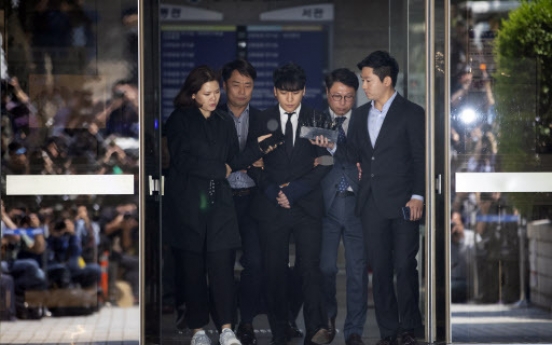 [Newsmaker] Arrest warrant sought for Seungri over procuring prostitutes, illegal gambling