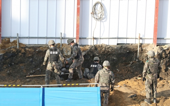 Artillery shells uncovered at construction site