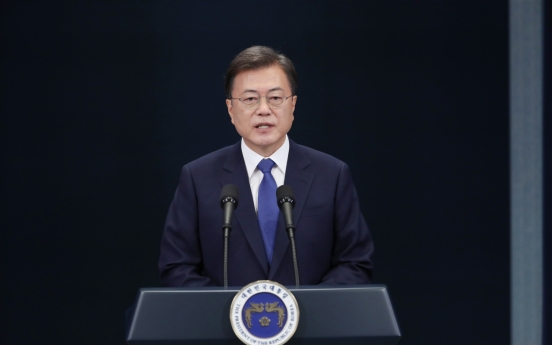 Moon pledges to focus on economy for rest of term