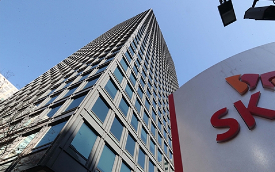 SK Group mulls W94.2b investment in Air Asia