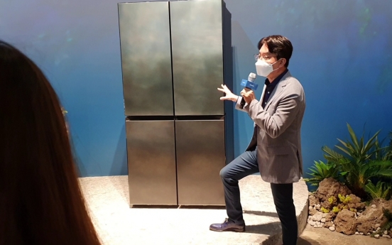 [From the Scene] Italian artisans design Samsung’s luxury fridge ‘New Chef Collection’