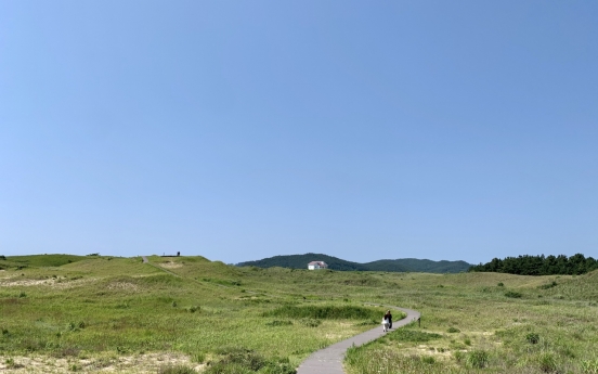 Taean offers idyllic beach getaway in COVD-19 times