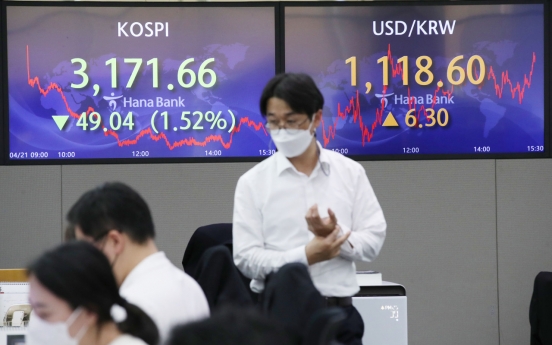 Seoul stocks snap 7-day winning streak on valuation pressure