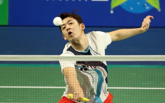 Badminton star Lee Yong-dae diagnosed with COVID-19