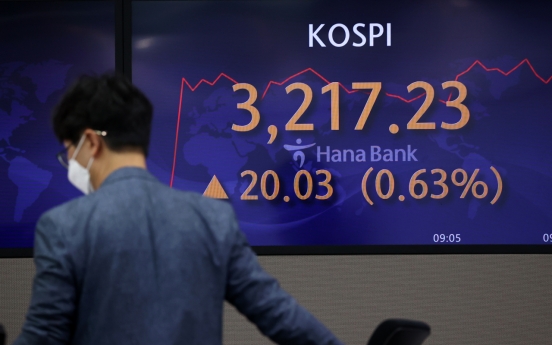 Seoul stocks open higher on strong bio, chemical shares