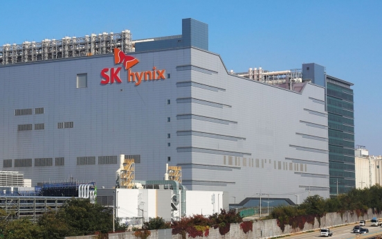 Regulator approves SK hynix's acquisition of Intel's NAND biz