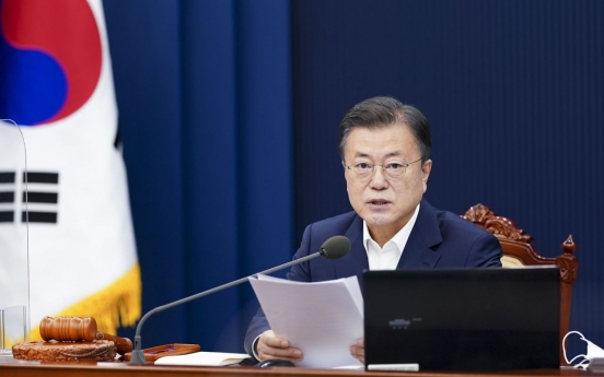 Moon accepts Air Force chief's resignation over sex assault case