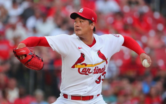 Cardinals' Kim Kwang-hyun takes no-decision in another abbreviated outing