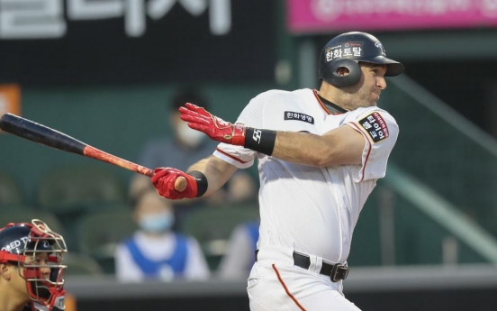 KBO-leading Wiz counting on hustle, defense from new outfielder Hoying