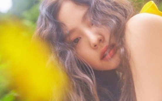 [Today’s K-pop] Blackpink’s Jennie sets record as solo