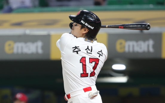 Choo Shin-soo to receive treatment, reunite with family in US during KBO break