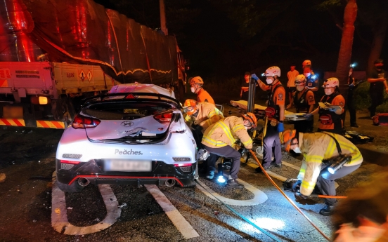 4 teenagers killed, 1 injured in car accident in Jeonju