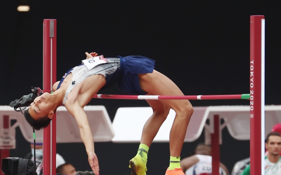 [Tokyo Olympics] High jumper Woo Sang-hyeok qualifies for final, first S. Korean athlete in 25 years