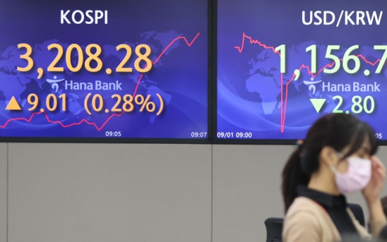 Seoul stocks open nearly flat on Wall Street losses