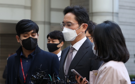 Samsung heir Lee sentenced to W70m fine for illegal use of propofol