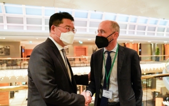 Seoul diplomat meets negotiators of Iran nuclear talks in Vienna