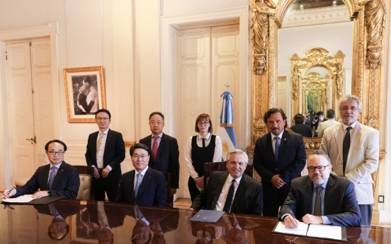 Posco Group chief meets Argentinian president over lithium plant