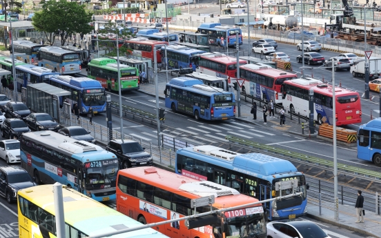 Bus drivers withdraw strike in Seoul, buses continue to operate normally