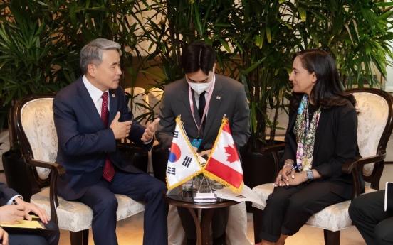 [Shangri-La Dialogue] S. Korea, Canada discuss defense cooperation, Indo-Pacific strategies amid Ukraine war