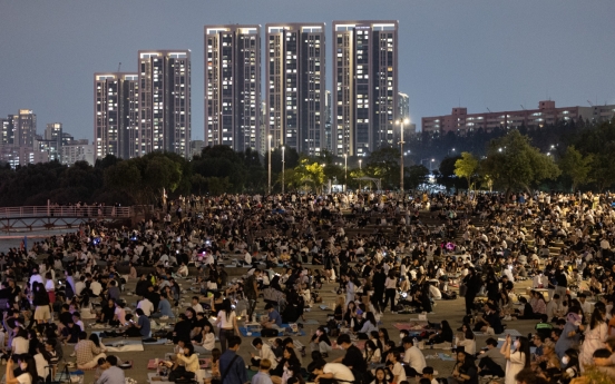 [Photo News] Hangang night market revived