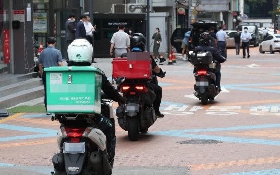Police begin crackdown on motorcycles on sidewalks