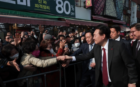 Yoon visits Busan after failed World Expo bid