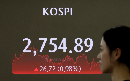Seoul shares gain nearly 1% on tech gains
