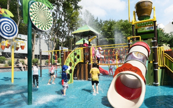Free child-friendly water attractions offer escape from city heat