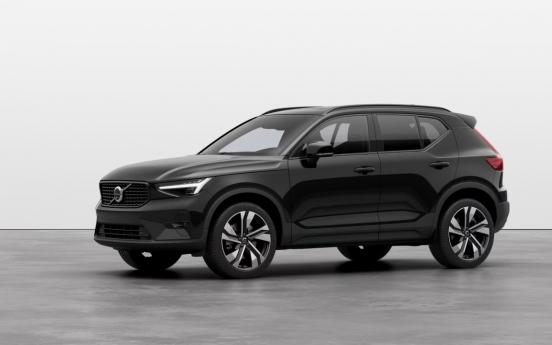 Volvo XC40 triumphs as best-selling premium compact SUV