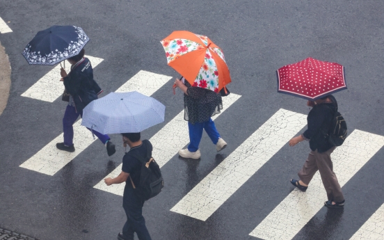 Occasional rain showers to hit Greater Seoul until Wed.