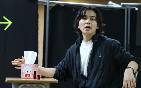 Yoo Seung-ho to make stage debut as drag queen in 190-minute 'Angels in America'