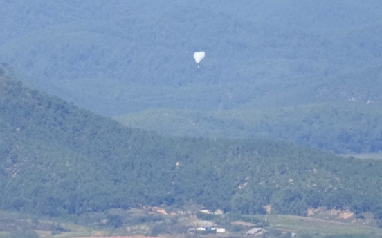 N. Korea launches 32nd wave of trash balloons, anti-S. Korea leaflets