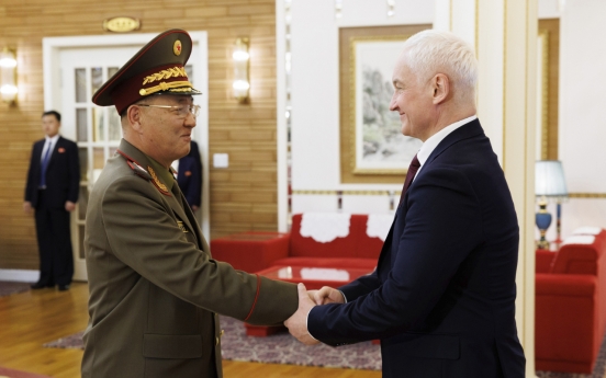 Defense chiefs of Russia, N. Korea meet amid escalating Ukraine war