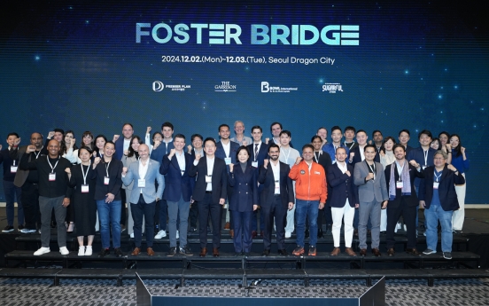 Global startup accelerators flock to Seoul for Foster Bridge summit